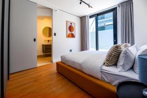 Luxury 2 Bedroom apartment with Amazing Views