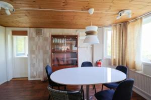 Workers Home - 8 Beds - Free Parking - Near Volvo