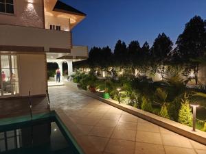 Palms Villa