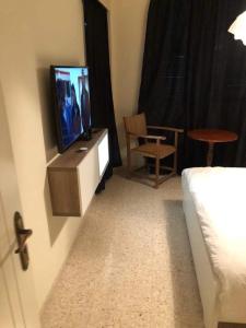 Central Nicosia 2BR Flat inside Venetian Bastion Walls