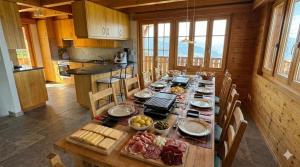 Ski In Out chalet for 10 people with breathtaking view