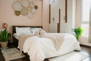 Luxury 2BHK Skyline View Financial District