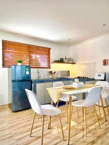 Three Mezzanine Bali C