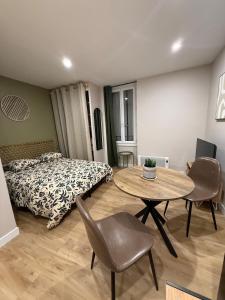 Studio proche des cures