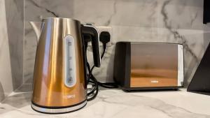 Stylish 2-Bed Apartment - Nether Edge, Sheffield