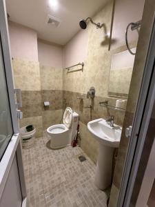 Paramount Apartment & Rooms