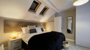 Relaxed boho style flat in Netheredge, Sheffield