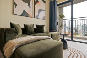 Soho Residence and Apartments by Acacia Living - City Center District 1 - Near Bui Vien