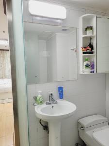 Modern and Cozy 5 minutes walk to Sindang Subway Station