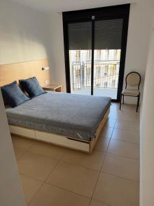 Ukulele Apartment Trimar