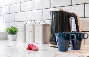 Spacious 2BR Flat Near Tulse Hill Station