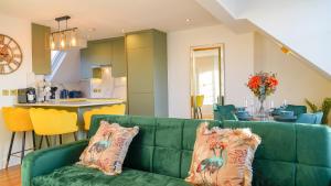 NEW Luxurious Stunning Block Apartments in Central London