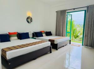 Aura Villa