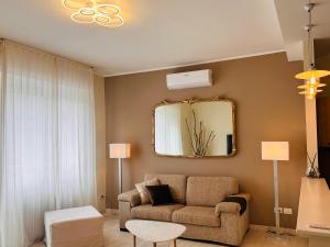 Top Stay - Lakes, Mountains, Valley & More