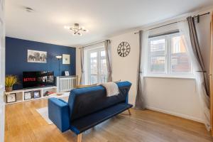 Designer Flat 4Bed Flat by River - Free Parking
