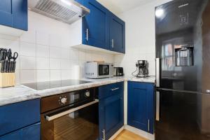 Designer Flat 4Bed Flat by River - Free Parking