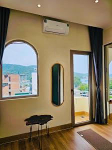 Khách Sạn Trung Loan