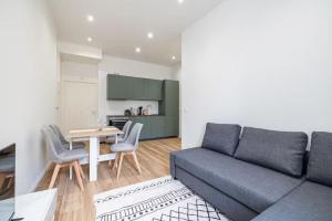 Au cœur de Nice, Gare à pied et Climatisation