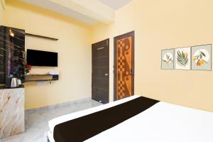 Hotel O Shivam Regency Near Acropolis Mall