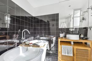 BnBNova - 2BR - Le Marais & Place de la Republique