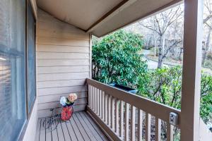 Gorgeous Townhome - Near Downtown Asheville