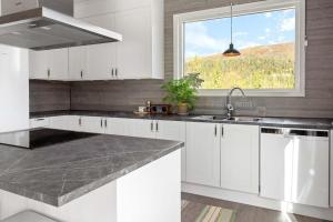 Exclusive accommodation in northern Swedens exotic nature!