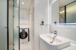 Beachfront 1Bedroom Apartment Kora Resort