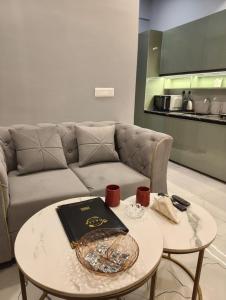 Modern Private Studio near Gaur City Mall for Comfortable Monthly Stay