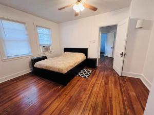 Penn House - Beautiful 3 Bedroom Apartment