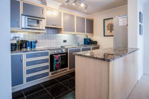 13 St Brides Bay View - 4 Bedroom - Broad Haven