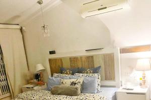 Balmoral Beauty-Sea Views & Pool