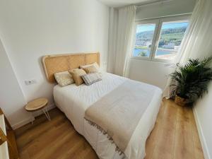 RÍA LIVING - Mar 03