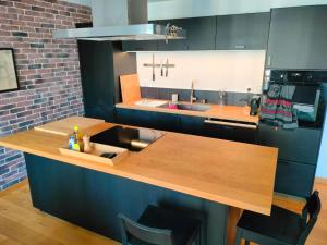 Très bel appartement cosy refait avec goût - Very nice and cozy apartment redone with taste!