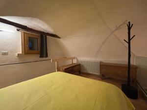 Riverside room Angelica House on the rock