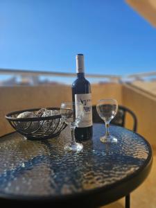 Amazing Central apartment Paphos - 2 BDR & Pool