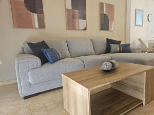 Amazing Central apartment Paphos - 2 BDR & Pool