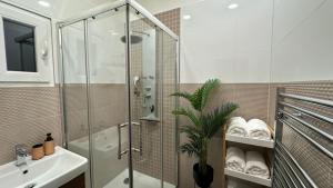 Stylish Apartment by Charles Bridge