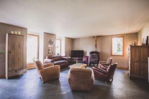 Grande maison de caractère à quelques mètres Circuit