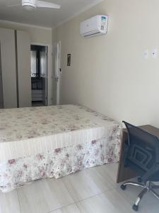 Apartamento Praia Grande no caicara rua da feirinha de artesanato