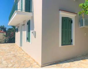 Veros Seaview Studio