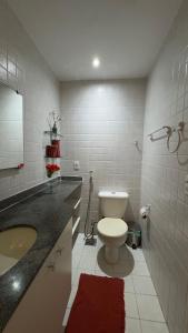 Flat com Piscina, Sauna e Estacionamento PL99-507