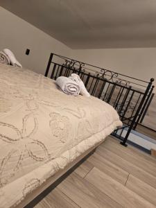 Aura Apartment
