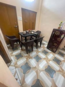 2BHK Near to Assi Ghat 500meter Rooftop Ganga View