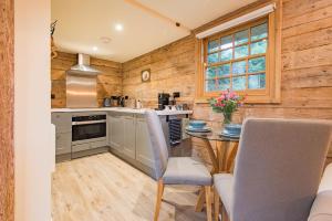 The Granary by Keepers Cottages