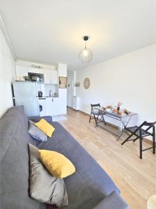 Port-Fréjus T2 Cosy, Plages & Base Nature, Parking