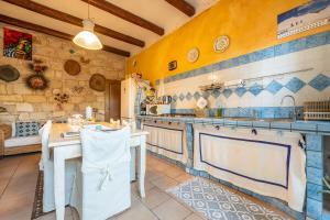 Domus de Janas Rooms Gonnesa img65