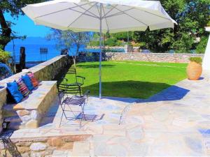 Seaview Villa Retreat in Fokida