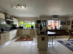 The Ridgeback, 4 Bedroom 3 Bathroom House, Bryanston