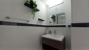 1401 Apartamento con AC, Piscina y Cerca Playa