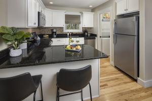 Ivy Cottage Modern, Spotless & Private